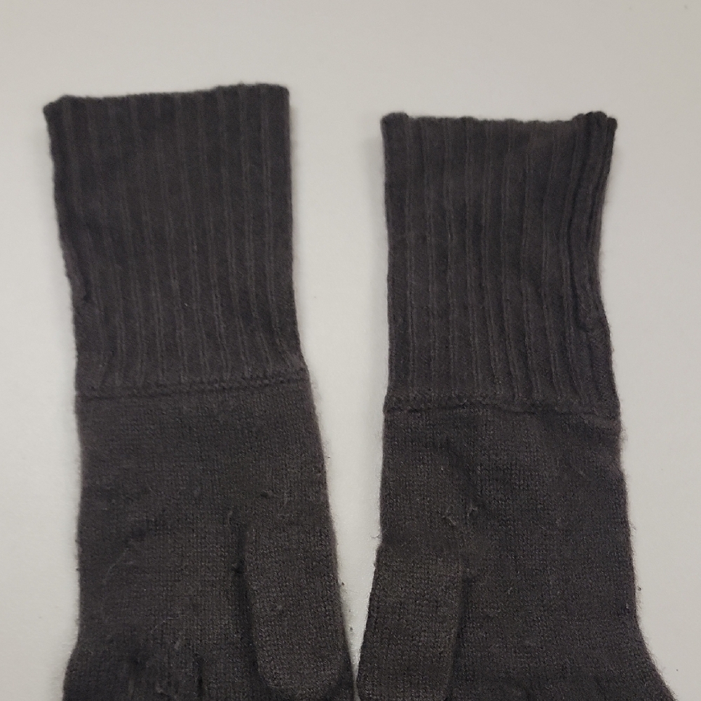 Cashmere Gloves - Picture 9 of 9